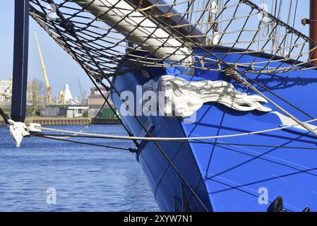 Den Helder, Niederlande. April 2023. Der Bogen und der Bugspriß eines alten Schoners Stockfoto