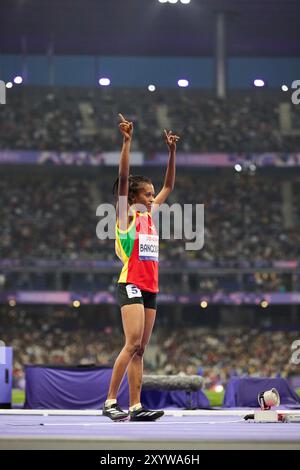 30. August 2024, Paris, Frankreich. Kadiatou Bangoura von Guinea in der 400 Meter hohen T47 Hitze am Stade de France am 2. Tag der Paralympischen Spiele 2024 in Paris. Credit Roger Bool/Alamy Live News. Stockfoto