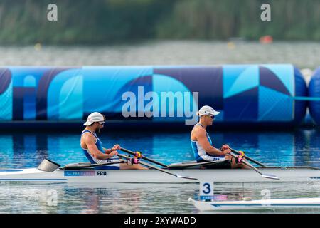 Paris, Frankreich. 31. August 2024. PARIS, FRANKREICH - AUGUST 31: Benjamin DAVIET aus Frankreich und Perle Bouge aus Frankreich treten 2024 am 31. August 2024 in Paris an den PR2 Mixed Double Sculls Repechages an. (Foto: Joris Verwijst/BSR Agency) Credit: BSR Agency/Alamy Live News Stockfoto