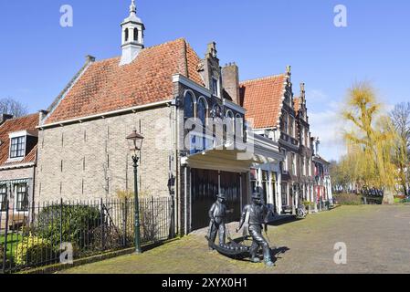 Edam, Niederlande. Februar 2023. Der Käsemarkt in Edam, Holland Stockfoto