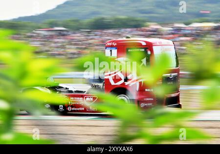 Most, Tschechische Republik. 31. August 2024. Norbert Kiss (Ungarn) tritt am 31. August 2024 in Most (Tschechische Republik) an einem Rennen der Truck Racing-Europameisterschaft (Czech Truck Prix 2024) an. Quelle: Jan Stastny/CTK Photo/Alamy Live News Stockfoto