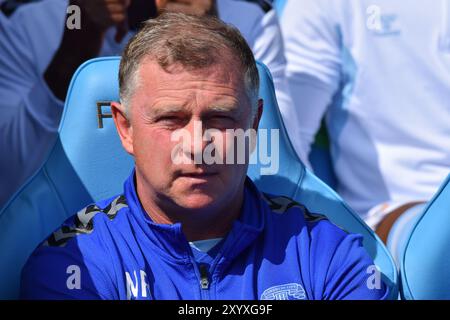 Coventry, Großbritannien. 31. August 2024. Coventry City Manager Mark Robins (M) während des SKY Bet EFL Championship Matches Coventry City FC gegen Norwich City FC in der Coventry Building Society Arena, Coventry, England, Großbritannien am 31. August 2024 Credit: Every Second Media/Alamy Live News Stockfoto