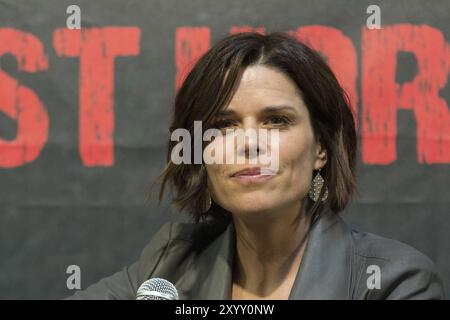 DORTMUND, 8. APRIL: Schauspielerin Neve Campbell (Scream, Wild Things, House of Cards) am Weekend of Hell, A Two Day (April 7-8 2018) Horror-Thema f Stockfoto