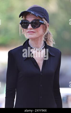 Venedig, Italien. 31. August 2024. VENEDIG, ITALIEN - AUGUST 31: Isabelle Huppert werden im Hotel Excelsior während des 81. Internationalen Filmfestivals von Venedig am 31. August 2024 in Venedig, Italien gezeigt. Credit: Matteo Chinellato/Alamy Live News Stockfoto