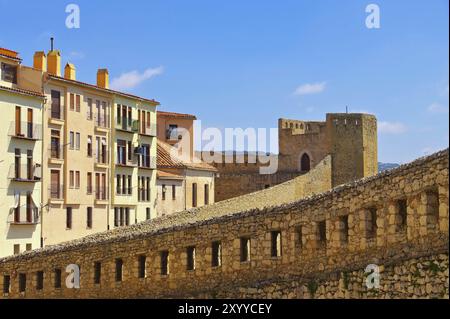 Stadtmauern in der alten mittelalterlichen Stadt Morella, Castellon in Spanien, Stadtmauern in der alten mittelalterlichen Stadt Morella, Castellon in Spanien Stockfoto