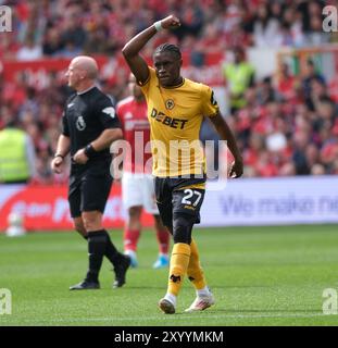 The City Ground, Nottingham, Großbritannien. 31. August 2024. Premier League Football, Nottingham Forest gegen Wolverhampton Wanderers; Jean Ricner Bellegarde von Wolverhampton Wanderers feiert das Treffer in der 12. Minute 1-1 Credit: Action Plus Sports/Alamy Live News Stockfoto