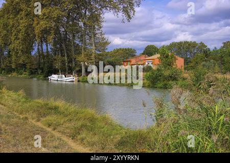 Canal du Midi, Canal du Midi in Frankreich, Languedoc-Roussillon Stockfoto