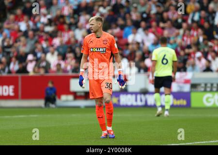London, Großbritannien. 31. August 2024. London, 31. August 2024: Torhüter Aaron Ramsdale aus Southampton während des Premier League-Spiels zwischen Brentford und Southampton im GTECH Community Stadium am 31. August 2024 in London. (Pedro Soares/SPP) Credit: SPP Sport Press Photo. /Alamy Live News Stockfoto