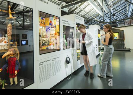 Die Puppentheatersammlung der Staatlichen Kunstsammlungen Dresden (SKD), eine der größten ihrer Art weltweit, öffnet ihre Pforten Stockfoto