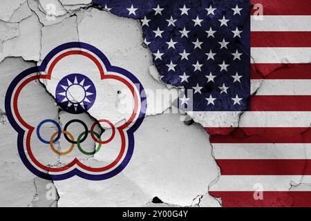 Flaggen von Chinesisch-Taipeh und USA auf gerissene Wand gemalt Stockfoto
