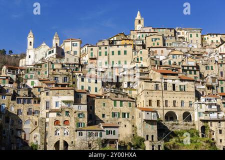 Blick auf das mittelalterliche Dorf Ceriana, Ligurien, Italien, Europa Stockfoto