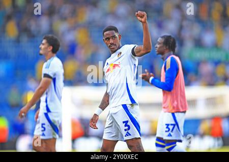 Leeds, Großbritannien. 31. August 2024. Leeds United Defender Júnior Firpo (3) nach dem Leeds United FC gegen Hull City AFC SKY Bet EFL Championship Match in Elland Road, Leeds, England, Großbritannien am 31. August 2024 Credit: Every Second Media/Alamy Live News Stockfoto