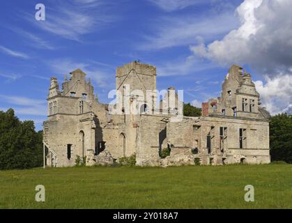 Lindenhof oder Linden (Estnische Ungru) war ein Herrenhaus in der Nähe von Haapsalu in Estland. Es gehört zum Dorf Kiltsi in der ländlichen Gemeinde Ridala Stockfoto