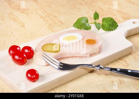 Corned Beef in Aspik Stockfoto