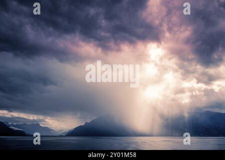 Sturm über dem Genfer See Stockfoto