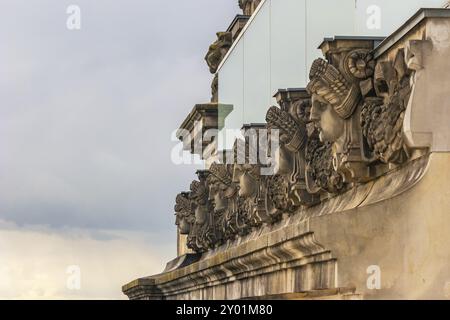 Gesicht der Statue am Berliner Reichstag, Berlin, Deutschland, Europa Stockfoto