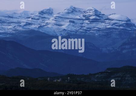 Las Tres Sorores, Treserols, Picos de Monte Perdido (3, 355 m), Cilindro (3, 328 m) und Anisclo (3, 263 m) auch genannt, letzterer Soum de Ramond oder Stockfoto