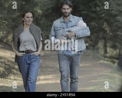 KATE DEL CASTILLO und MAXI IGLESIAS in VOVER A CAER (2023) -Originaltitel: VOLVER A CAER-, Regie: HARI SAMA. Beschreibung: Endemol Shine Boomdog/Cholawood Productions/Pantaya/Album Stockfoto