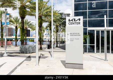 Das Kia Center, ehemals Amway Center, ist eine Mehrzweckarena im Stadtzentrum von Orlando und Heimat des Orlando Magic der NBA. Stockfoto