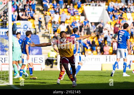 Perth, Schottland. 31. August 2024. Moses Ebiye (24 – Motherwell) gewinnt das Spiel für seinen Verein St Johnstone vs Motherwell – Scottish Premiership Credit: Raymond Davies / Alamy Live News Stockfoto