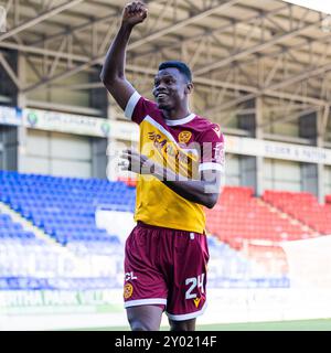 Perth, Schottland. 31. August 2024. Sieger des Spiels, Moses Ebiye (24 - Motherwell), bei Vollzeit St. Johnstone vs Motherwell - Scottish Premiership Credit: Raymond Davies / Alamy Live News Stockfoto