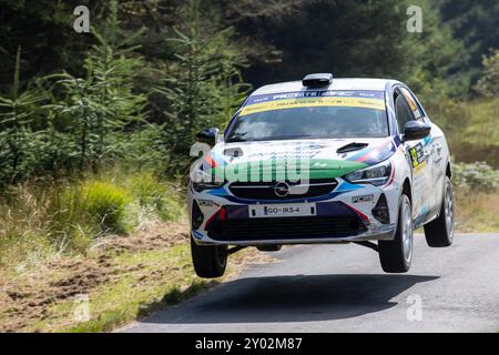 Aberystwyth, Dyfed, Großbritannien. 31. August 2024. 2024 FIA Rallyemeisterschaft Tag 2; Fahrer Kyle McBride und Beifahrer Darragh Mullen in ihrer Peugeot 208 Rally4 durch Nant Y Moch Stage 5. Credit: Action Plus Sports/Alamy Live News Stockfoto