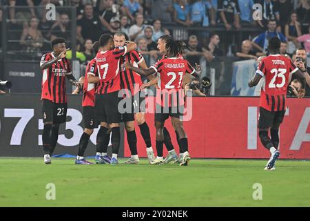 Stadio Olimpico, Rom, Italien. 31. August 2024. Italienischer Fußball der Serie A; Lazio gegen AC Milan; Strahinja Pavlovic vom AC Milan feiert nach dem Tor 0-1 in der 8. Minute Credit: Action Plus Sports/Alamy Live News Stockfoto