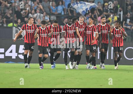 Stadio Olimpico, Rom, Italien. 31. August 2024. Italienischer Fußball der Serie A; Lazio gegen AC Milan; Strahinja Pavlovic vom AC Milan feiert nach dem Tor 0-1 in der 8. Minute Credit: Action Plus Sports/Alamy Live News Stockfoto