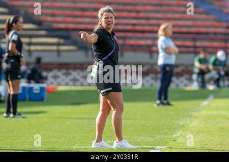 Medelin, Kolumbien. 31. August 2024. Cynthia Marie Tye Cheftrainer Kanadas beim Spiel der Gruppe B FIFA U-20-Frauen-Weltmeisterschaft Kolumbien 2024 zwischen Frankreich und Kanada am 31. August 2024 im Atanasio Girardot Stadion in Medelin. Foto: Jose Pino/DiaEsportivo/Alamy Live News Credit: DiaEsportivo/Alamy Live News Stockfoto