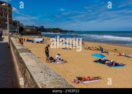 Der große Strand (La Grande Plage) in Biarritz, Frankreich Stockfoto