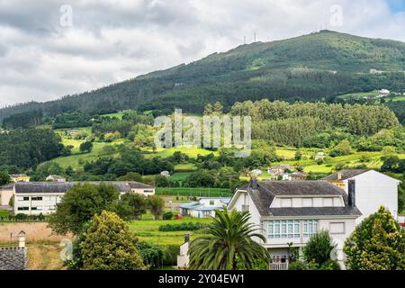 Blick auf die Stadt Mondonedo, auf dem Jakobsweg de los peregrinos, Galicien Stockfoto