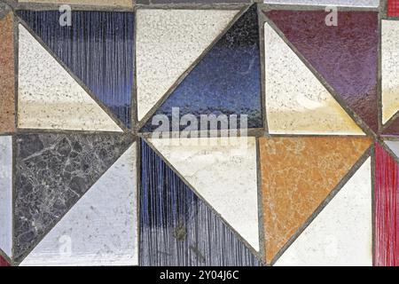 Grunge Bodenfliesen aus dreieckigen Stücke gemacht Stockfoto