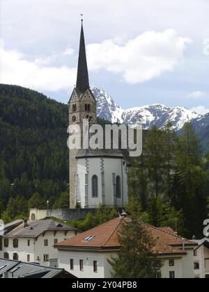 Scuol ist eine Gemeinde im Bezirk Inn im Schweizer Kanton Graubünden Stockfoto