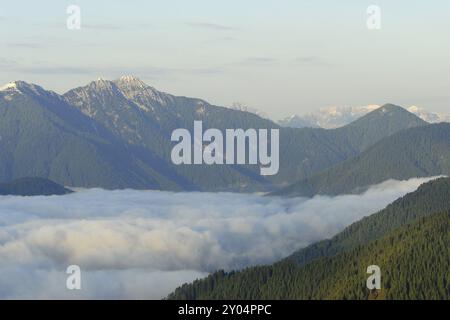 Goldeck Panoramastraße in Richtung Karawanken Stockfoto