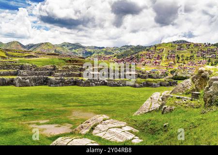 Saqsaywaman, einer Burg am nördlichen Rande der Stadt Cusco in Peru Stockfoto