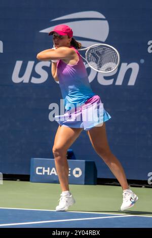 IgA Swiatek (POL) tritt in Runde 1 der US Open Tennis 2024 an. Stockfoto