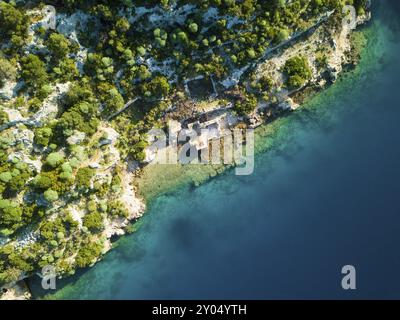 Vogelperspektive von oben auf die versunkene Lykische Stadt in Kekova, Türkei, Asien Stockfoto