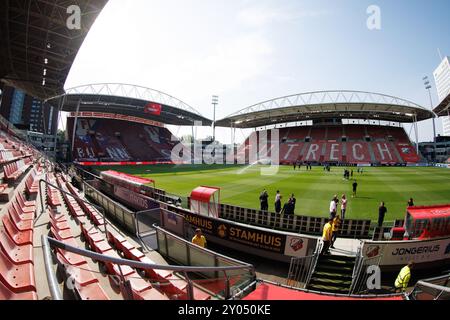 Utrecht, Niederlande. September 2024. UTRECHT, 01.09.2024, Galgenwaard Stadium, Saison 2024/2025, niederländischer Eredivisie Football. Überblick über das stadion vor dem Spiel Utrecht - Twente Credit: Pro Shots/Alamy Live News Stockfoto