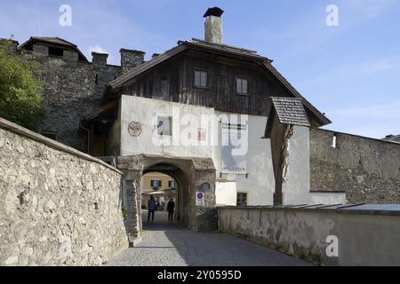 Maltator der mittelalterlichen Stadt Gmuend in Kärnten, Kärnten, Österreich, Europa Stockfoto