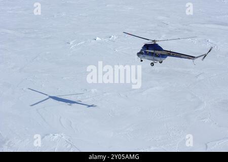 Hubschrauberrundflug über Packeis zur Pinguinkolonie, Snow Hill Island, Weddelmeer, Antarktische Halbinsel, Antarktis Stockfoto