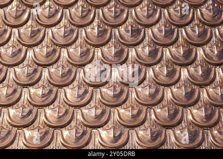 Dachschindeln Textur aus Kupfer Metall Stockfoto