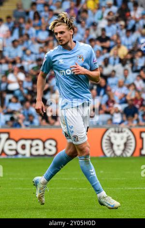 Coventry, Großbritannien. 31. August 2024. Coventry City Mittelfeldspieler Jack Rudoni (5) während des Coventry City FC gegen Norwich City FC SKY Bet EFL Championship Matches in der Coventry Building Society Arena, Coventry, England, Großbritannien am 31. August 2024 Credit: Every Second Media/Alamy Live News Stockfoto