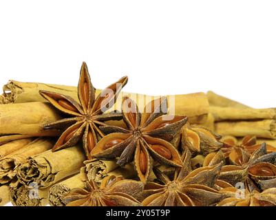 Zimtstange und Anisstern, Zimtstange und Stern aus Anis 09 Stockfoto