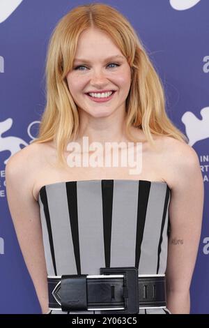 Venedig, Italien. September 2024. Emma Laird nimmt am 1. September 2024 am 81. Internationalen Filmfestival von Venedig in Venedig Teil. (Foto: Gian Mattia D'Alberto/LaPresse) Credit: LaPresse/Alamy Live News Stockfoto