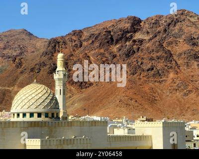 Der Berg Uhud, ein Berg nördlich von Medina, Schauplatz der zweiten Schlacht zwischen dem islamischen Propheten Muhammad und den Polytheisten seines Stammes Quraisch Stockfoto