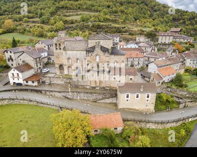 Kloster von San Pedro de Siresa, Romanik, 9. und 13. Jahrhunderts, Siresa, Tal von Hecho, westlichen Täler, Pyrenäen, Provinz Huesca Stockfoto