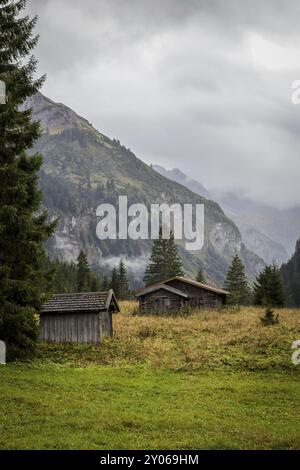 Holzhütten im Hornbachtal, Österreich, Europa Stockfoto