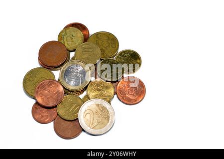 Stapel Euro und Cent, Hintergrund verschiedener Münzen verschiedener Werte, 2 Euro, 1 Euro, 50 Euro, 20 Euro, 10 10, 5 5, 2 2 Cent und 1 Cent Stockfoto