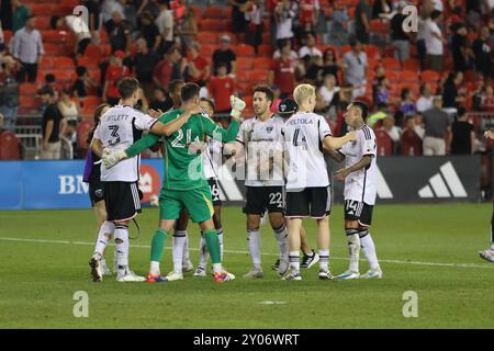 Toronto, Kanada. 31. August 2024. Toronto, Ontario, Kanada, 31. August 2024, DC United Spieler feiern ihren Sieg beim Major League Soccer Spiel zwischen Toronto FC und DC United im BMO Field. (Foto: Indrawan Kumala/SIPA USA) Credit: SIPA USA/Alamy Live News Stockfoto