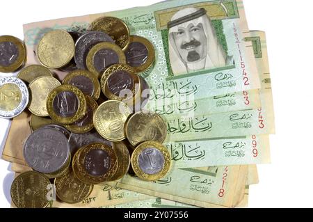 Ein alter Banknotenschein aus Saudi-Arabien, ein 1 Riyal SAR, zeigt AbdullAllah bin Abdulaziz, Hüter der beiden heiligen Moscheen und den König von Saudi-Arabien Stockfoto